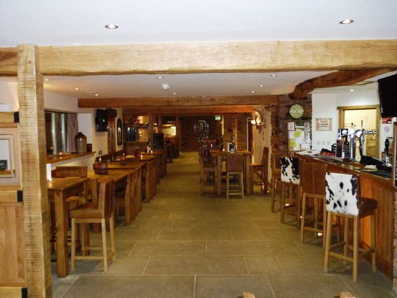 The White Hart Inn Алфретън Екстериор снимка
